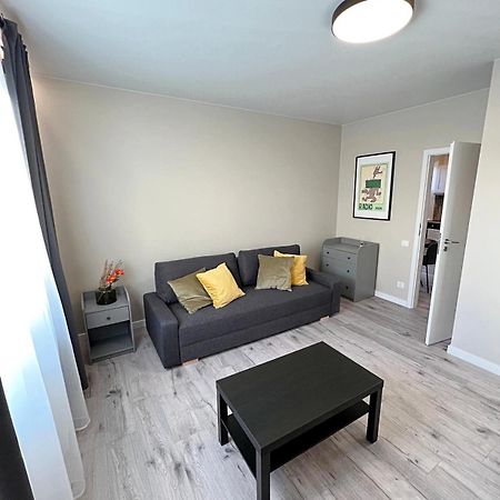 Clinic Studio Apartments By Hostlovers Kaunas Ngoại thất bức ảnh
