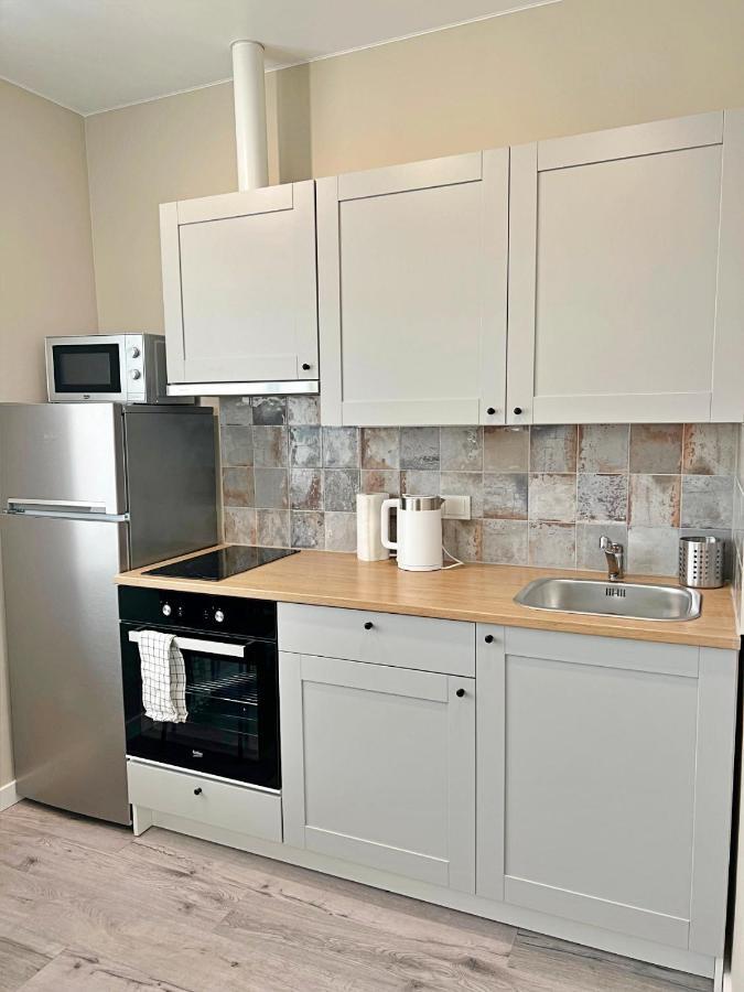 Clinic Studio Apartments By Hostlovers Kaunas Ngoại thất bức ảnh