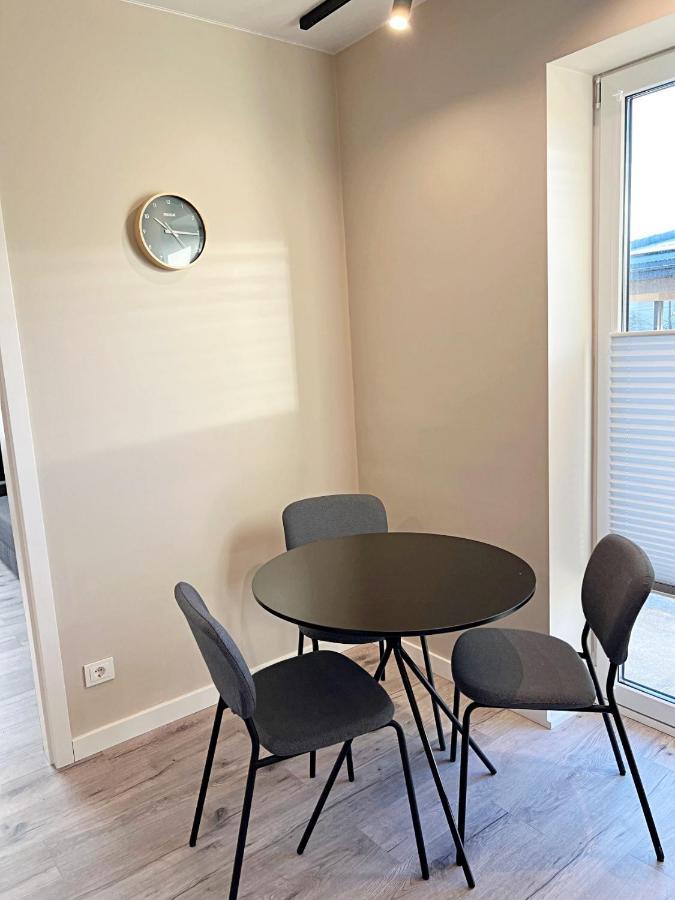 Clinic Studio Apartments By Hostlovers Kaunas Ngoại thất bức ảnh
