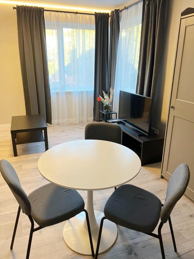 Clinic Studio Apartments By Hostlovers Kaunas Ngoại thất bức ảnh