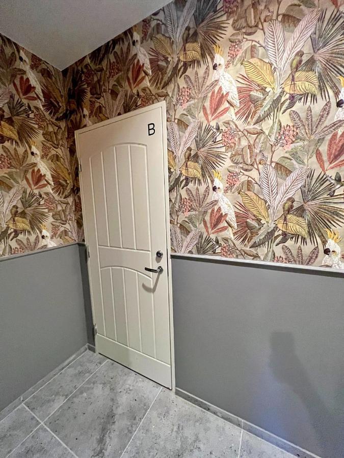 Clinic Studio Apartments By Hostlovers Kaunas Ngoại thất bức ảnh